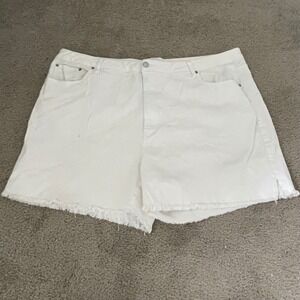 Tinsel White Denim High Rise Frayed Hem Shorts Womens Plus Size 20W BKB030689AP